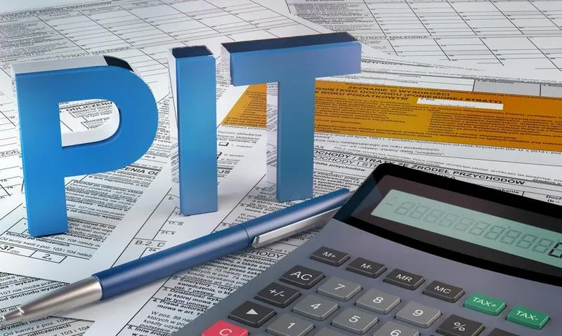 Rozliczanie PIT online: Szybki przewodnik krok po kroku do prostych rozwiązań